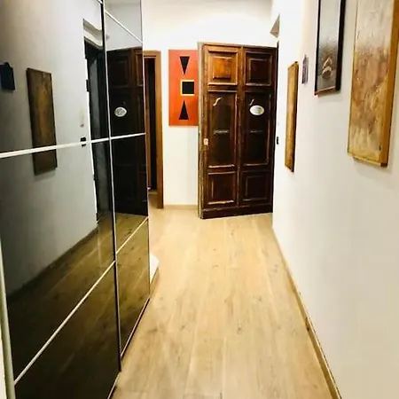 Cortile Interno Spazioso Genoa